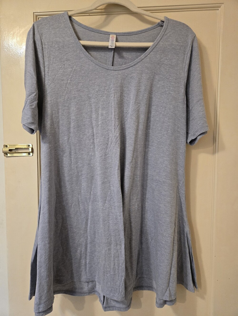 LuLaRoe Perfect T Light Blue/ Lilac Scoop Neck Short Sleeve Tunic